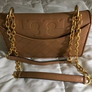 SOLD .❌❌❌Tory Burch Crossbody bag